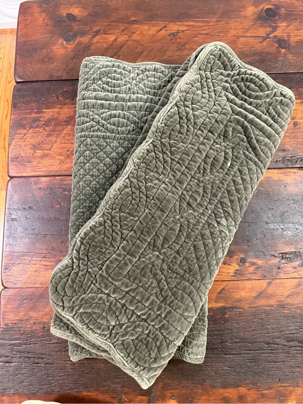 Pottery Barn Olive Green Quilted Pillow Shams - Picture 5 of 5